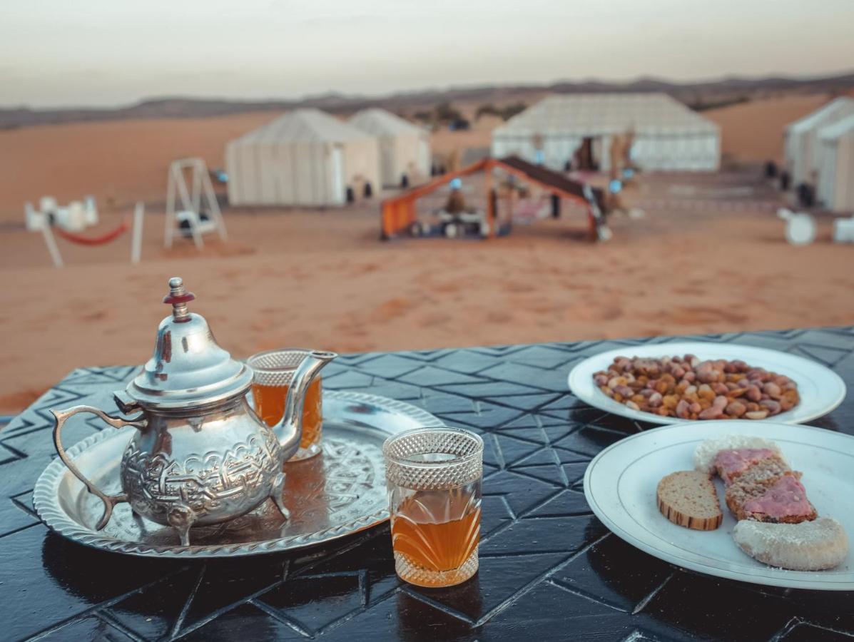 Camel Luxury Camp Bed & Breakfast Merzouga Exterior photo